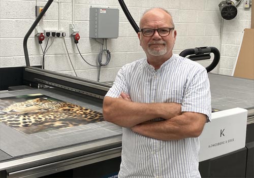 David Peters from Fountain Print with a Kongsberg X24 Edge from CMYUK. 