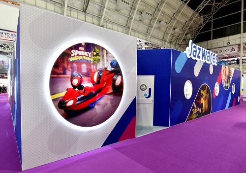 PONGS® DESCOR® track system being used at Toy Fair expo held at London Olympia.