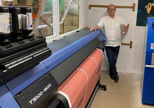 Stephen Davies from Southsea Deckchairs with a Mimaki TS100-160 dye sublimation paper transfer printer from CMYUK.